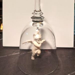 ☃️ Vintage Intaglio Italian Crystal/Glass Bell with Angel Pendulum